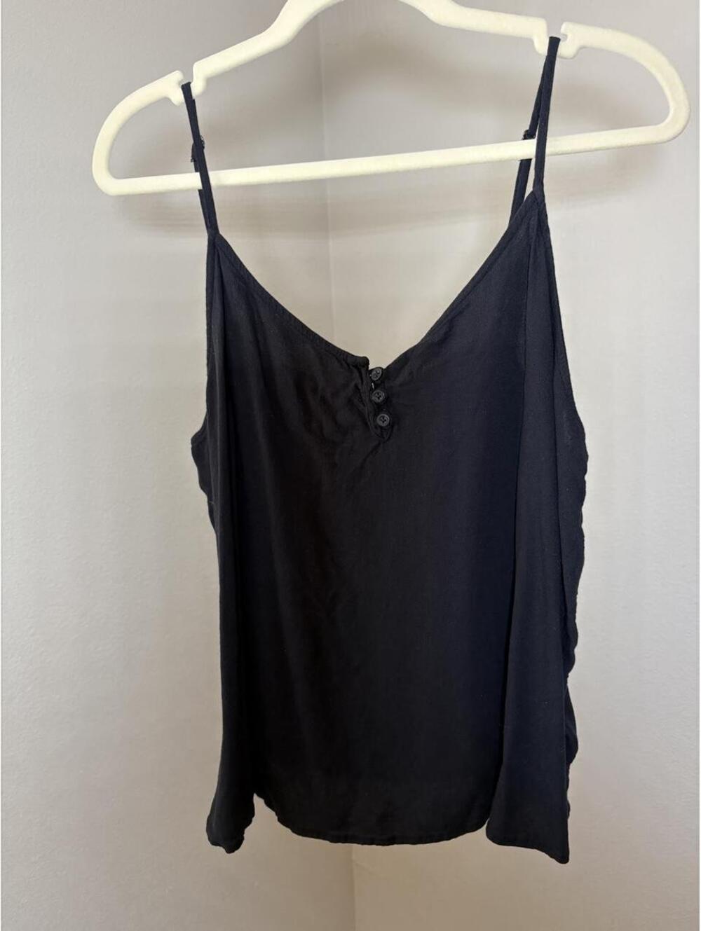 SO Goods for Life Black Women's Tank Top Size Large with Button Detail